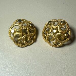 Vintage Crown Trifari Gold Tone Textured Open Work Round Swirl Clip Earrings